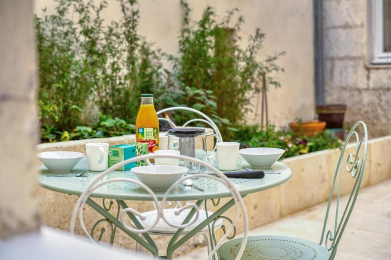 Le Fleuriau Apartment La Rochelle  Bagian luar foto